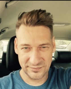 Stefan Sanders